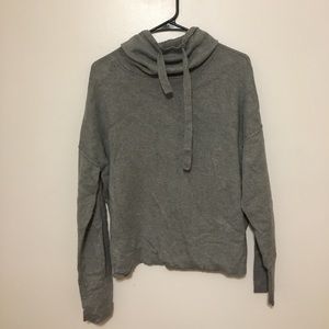 Grey sweatshirt